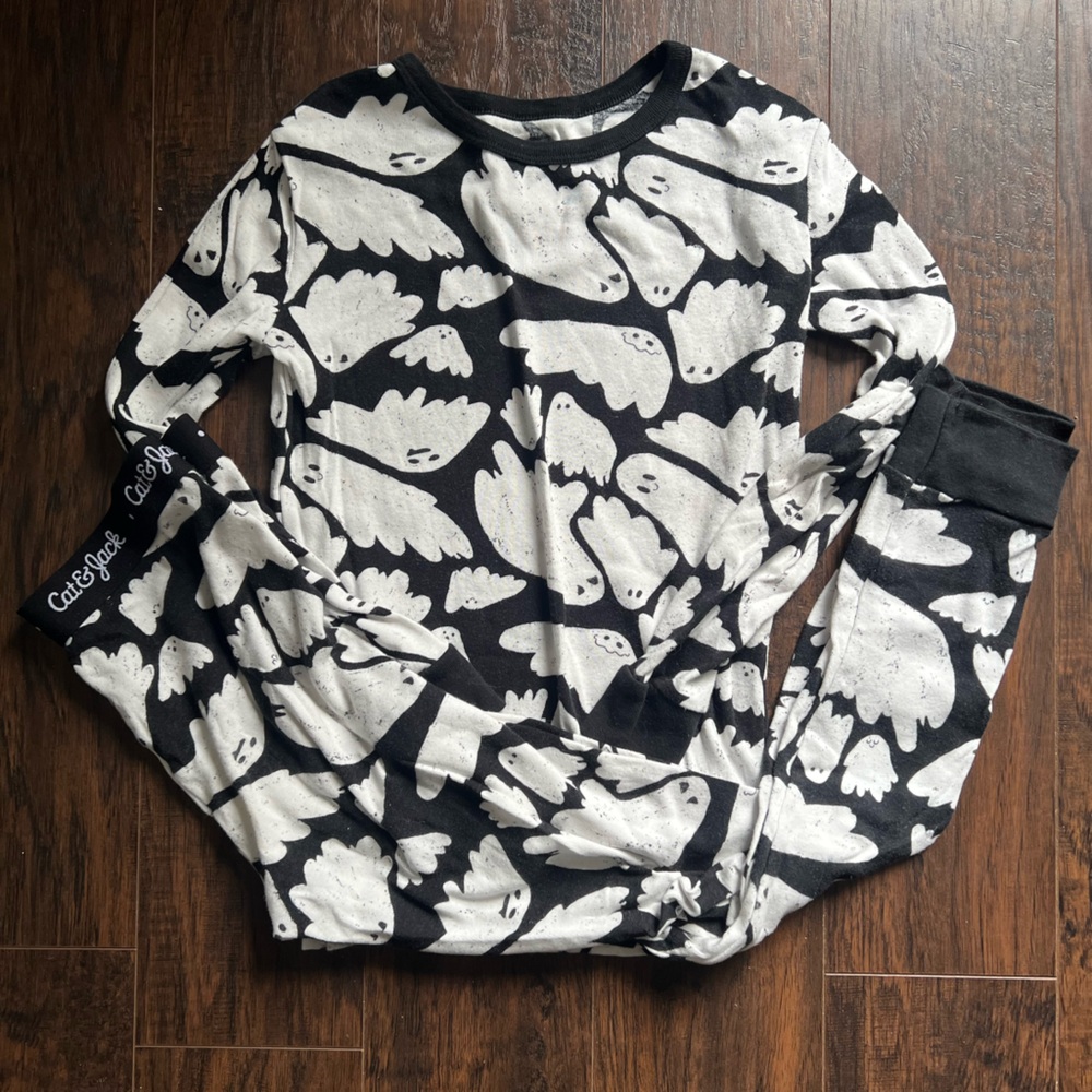 Kids Halloween pajamas